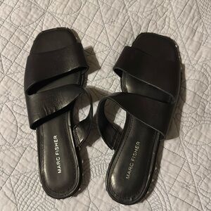 Women’s Marc Fisher Size 7M Black Studded Jaylin Slides Sandals
